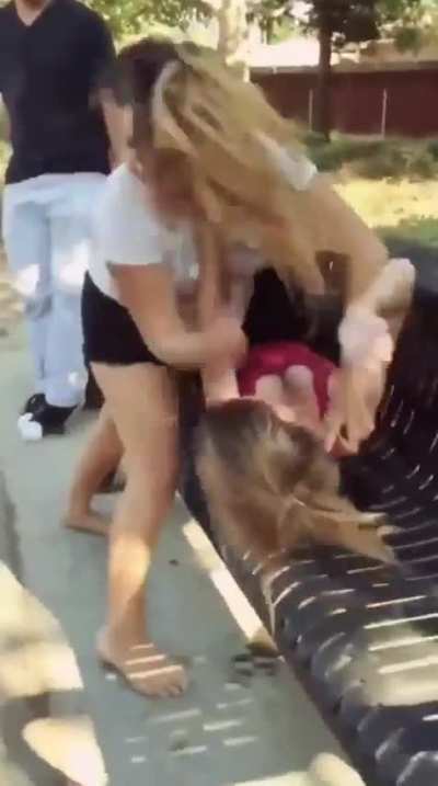 Sorry for not posting as much 

Damn she was throwing some hard punches🧐