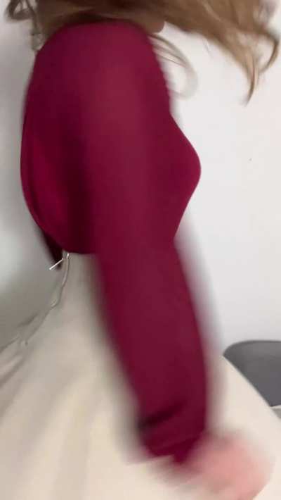 Here's another one of my legendary clumsy twirls, busty redhead style!