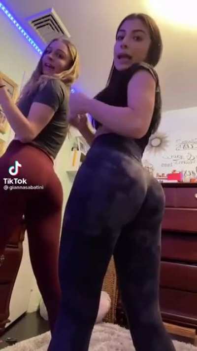 Two yummy banks 😋