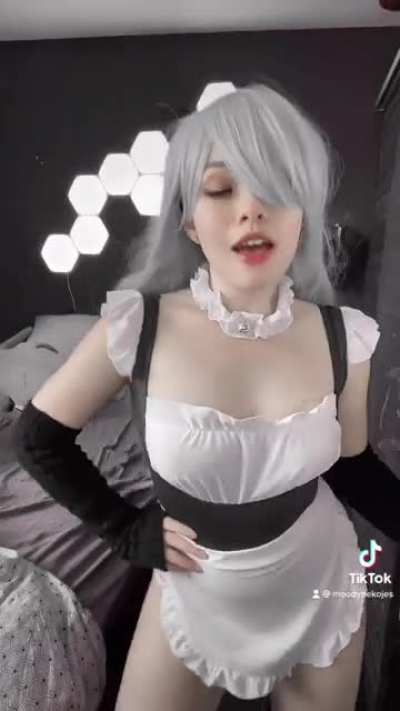 Elizabeth is here
