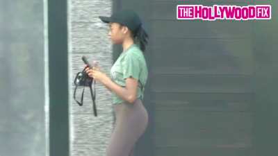 Skai Street Walking