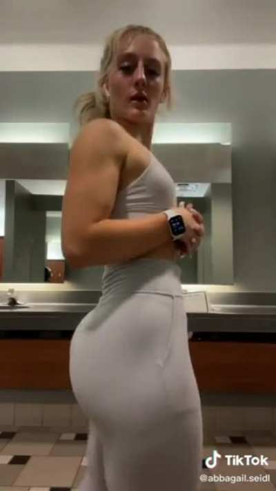 🤪