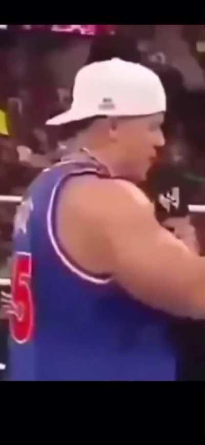 Um Cena&hellip;?