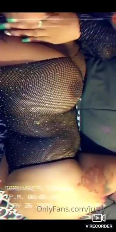 Lil fishnet or whateva from J@smineNich0lle__ Super light lol