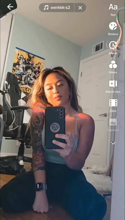 what's behind my phone 🤔