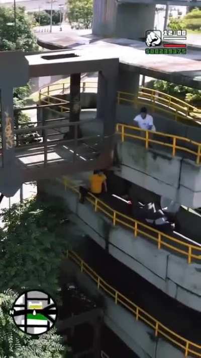 Moldy parkour