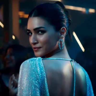 Kriti Sanon's Face Makes me 😵&zwj;💫