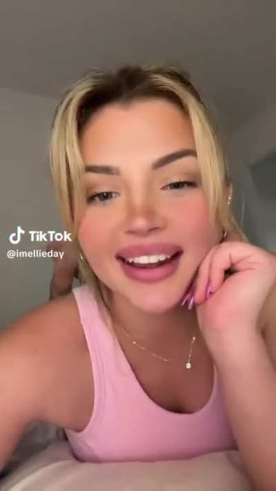 Aussie babe 