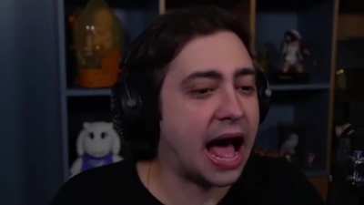 getting jumpscared at 3am