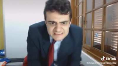 '-'