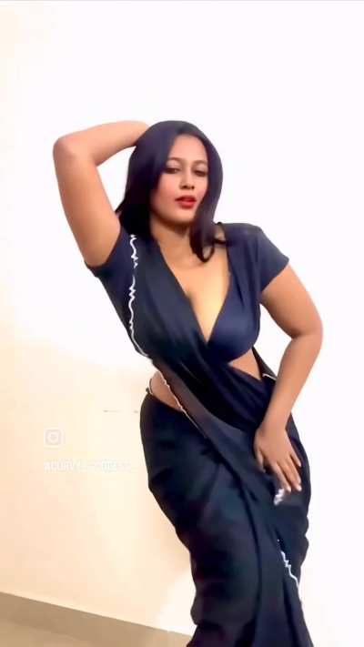 Curvy_goddess_