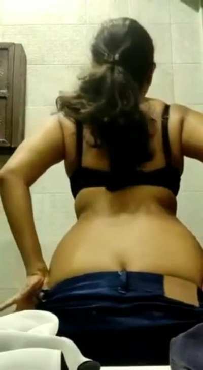 Famous Bigg Boobs &amp;amp; Bigg Ass Mallu Complete Collection 😍❤️ [Requested - 72 Videos + Pics] [Link in Comments 📩]