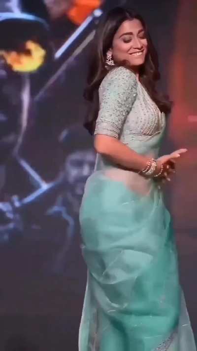 Shriya Saran Hot Mallu Babe Naughty Expre<wbr>ssion<wbr>s....
