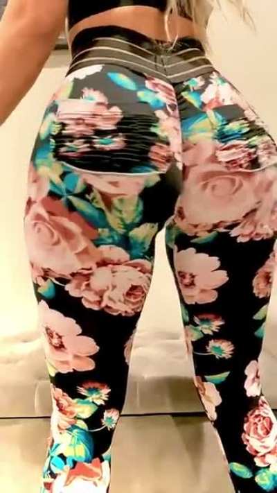 Ass is phat and I don't care 😛
