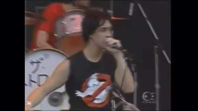 Julian sings &lsquo;My Way&rsquo; (マイ・ウェイ) (Summer Sonic 2003)
