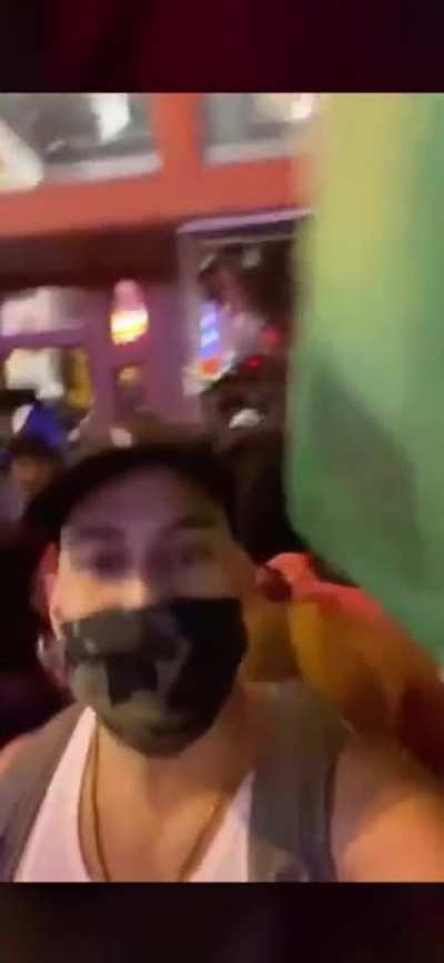 Video of Boot Barn being looted.