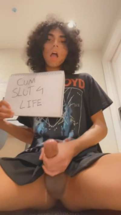 Zay long shecock hands-free cumshot 🍆💦😍