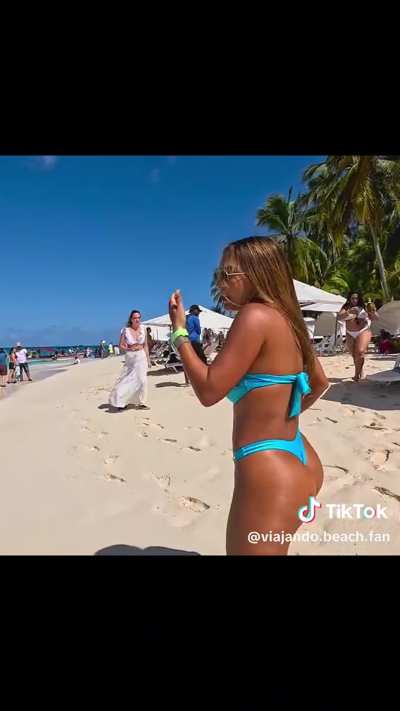 @viajando.beach.fan