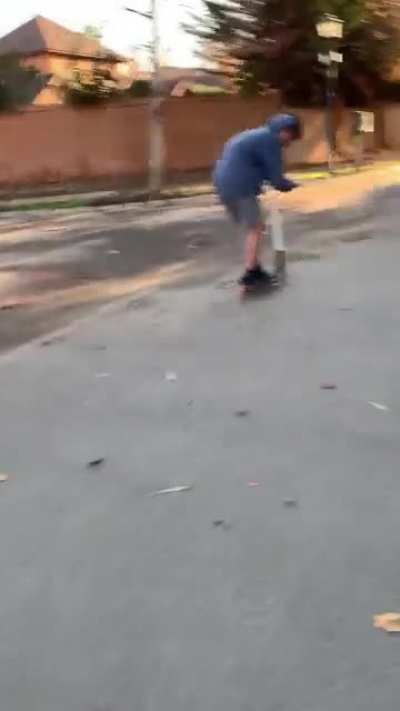 Anda guchi pero falto que se caiga