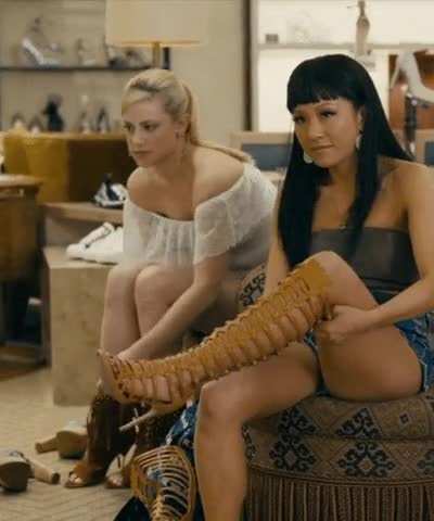 Constance Wu and Lili Reinhart