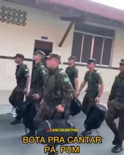 Ah mas que maravilha n&atilde;o ? Entra para ex&eacute;rcito (๑&bull;﹏&bull;)
