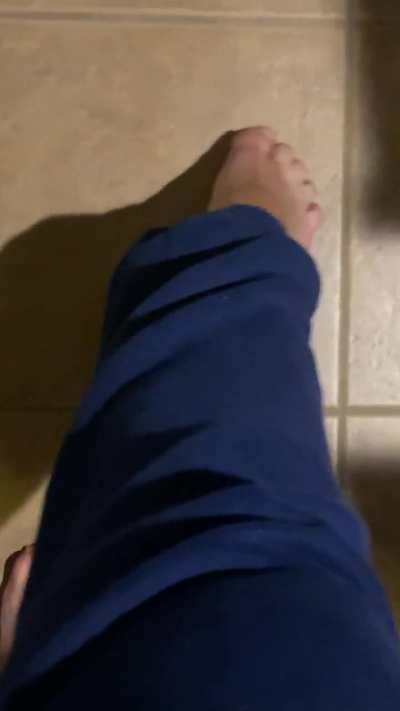 Tiny toes oc