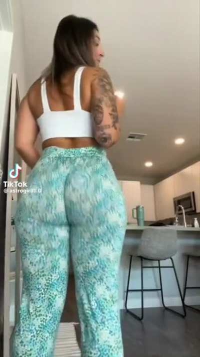 @astrogirll1.0