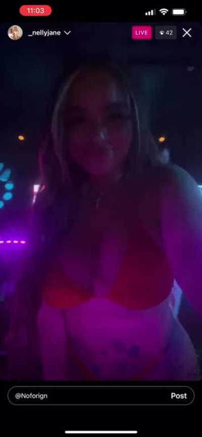 Nelly J