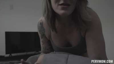 Charley Hart - You Need A Younger Man [PervMom]