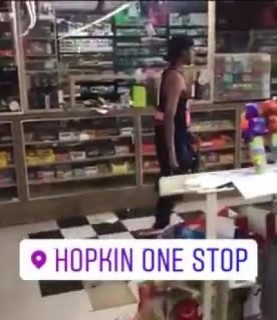 Don&rsquo;t mess with the store owner