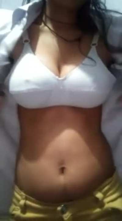 Does anyone enjoy watching Indian women undress?