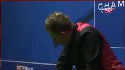 Snooker Pro Mark Allen celebrating too early
