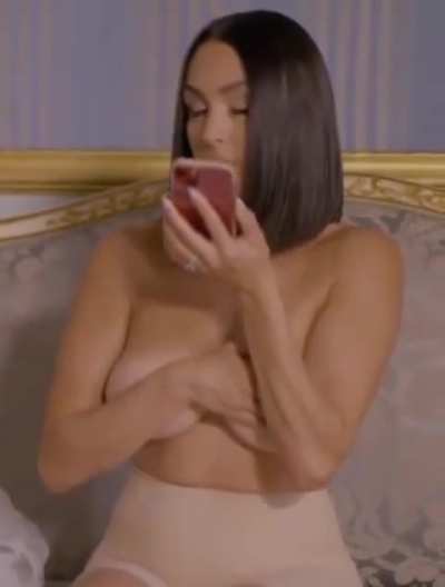 Nikki Bella