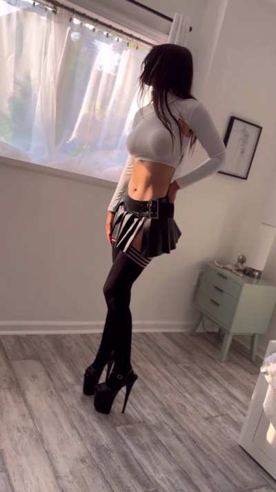 Play with this hot mom
