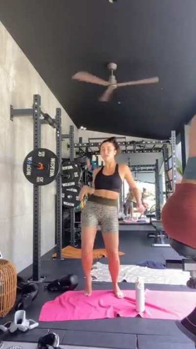 Yassi Pressman