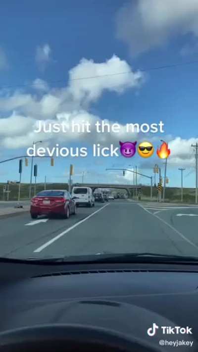 THESE LICKS ARE GETTING OUT OF HAND 😳😳