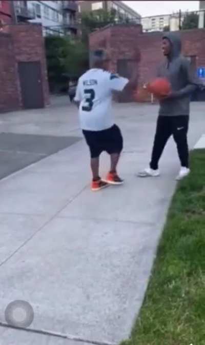 old man should&rsquo;ve just left him alone🤦🏾&zwj;♂️