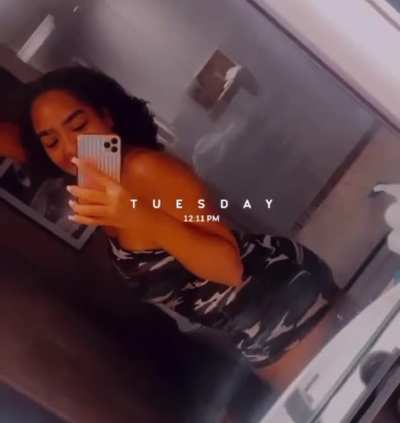 👀