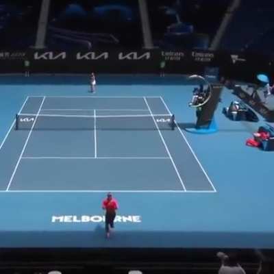 Serena Williams shows off her unreal defense on this point
