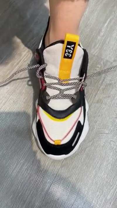 lacing is easy