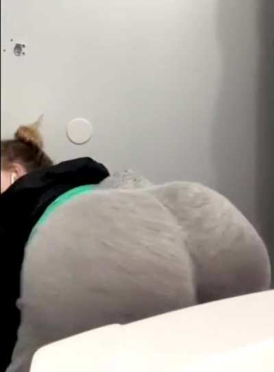 🍑 