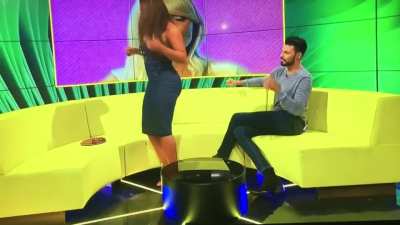 Twerking on TV in a tight dress couldn't possibly go wrong