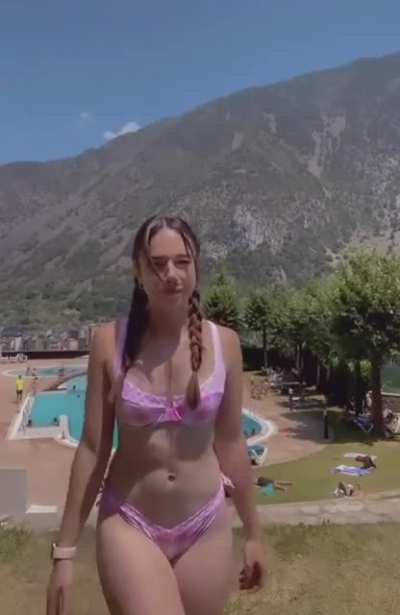 👙☀️🔥