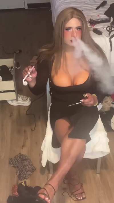 Hi