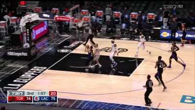 [Highlight] FVV goes HIGH off the glass to beat Batum