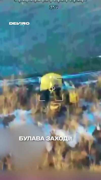 A Ukrainian drone operator records a Bulava loitering munitions attacking a Russian Kasta radar system.