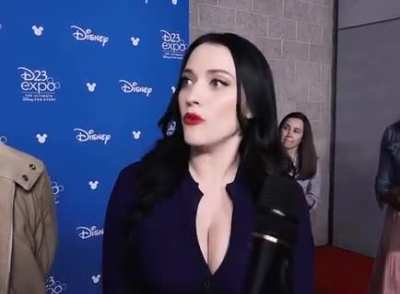Kat Dennings