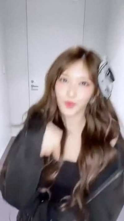 Leeseo
