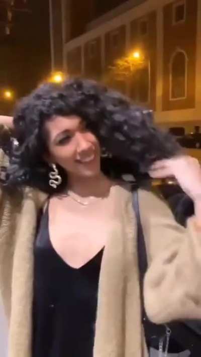 Hmc while I show you a trick