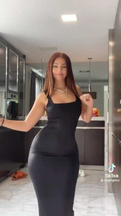 😻